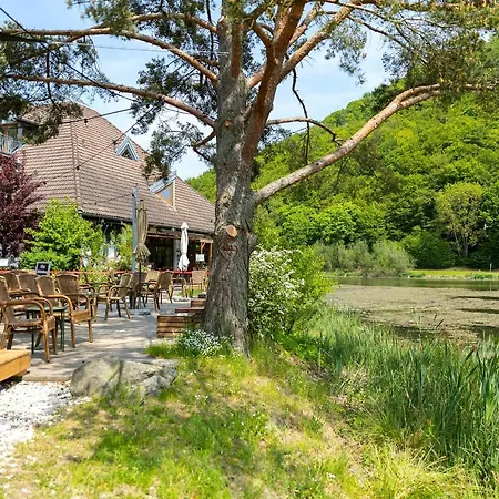 5 Sterne Tommy Mit Kamin, Seeblick Und Grosser Terrasse Semesterbostad