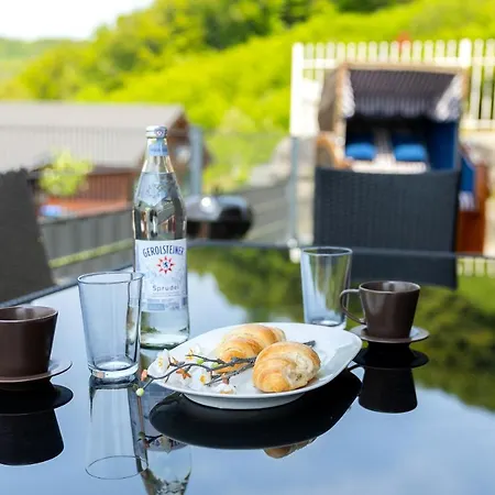 Tatil Evi 5 Sterne Tommy Mit Kamin, Seeblick Und Grosser Terrasse Rieden (Mayen-Koblenz)