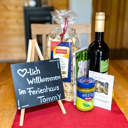 5 Sterne Tommy Mit Kamin, Seeblick Und Großer Terrasse Rieden (Mayen-Koblenz)
