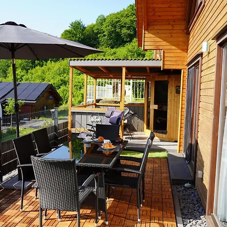 5 Sterne Tommy Mit Kamin, Seeblick Und Grosser Terrasse Rieden (Mayen-Koblenz)