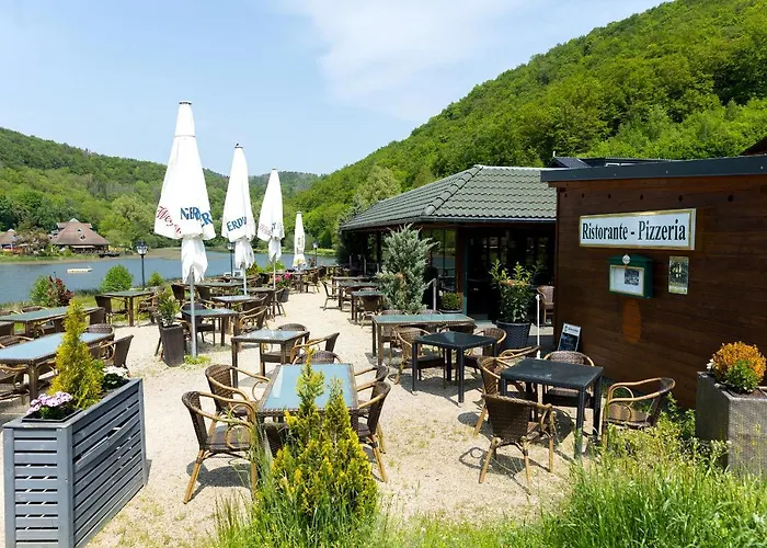 度假居 5 Sterne Tommy Mit Kamin, Seeblick Und Grosser Terrasse Rieden (Mayen-Koblenz)